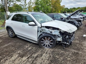 2025 mercedes-benz gle-350 4MATIC in White - Front Three-Quarter View - BidGoDrive Inventory