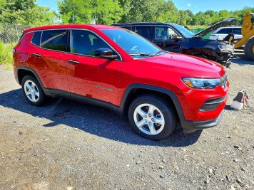 2024 jeep compass SPORT in White - Front Three-Quarter View - BidGoDrive Inventory