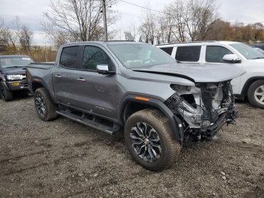 Salvage 2024 GMC Canyon DENALI - Gray PickUp - Front Three-Quarter View