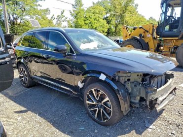Salvage 2025 Volvo Xc90 PLUS - Black SUV - Front Three-Quarter View