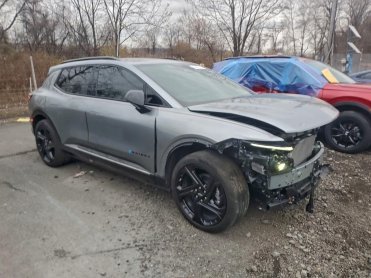 Salvage 2024 Chevrolet Equinox RS - Gray SUV - Front Three-Quarter View