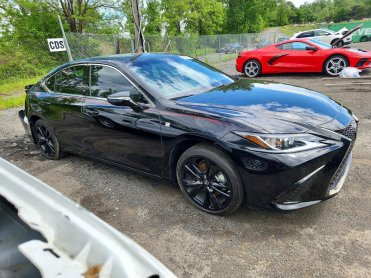 Salvage 2024 Lexus ES 350 F SPORT HANDLING - Black Sedan - Front Three-Quarter View