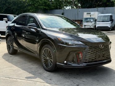 Salvage 2025 Lexus RX350 H - Black SUV - Front Three-Quarter View