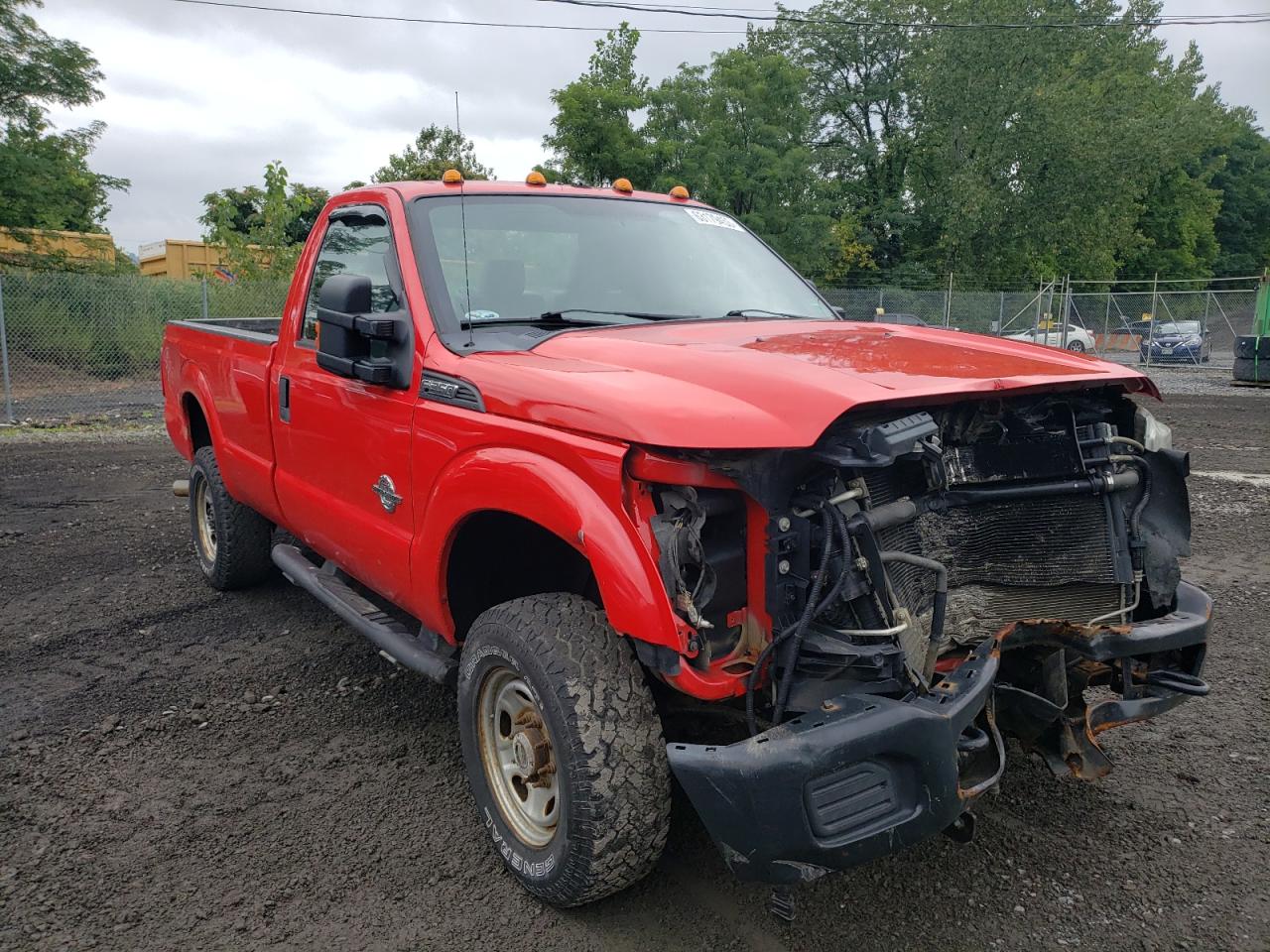 Salvage 2016 Ford F350 