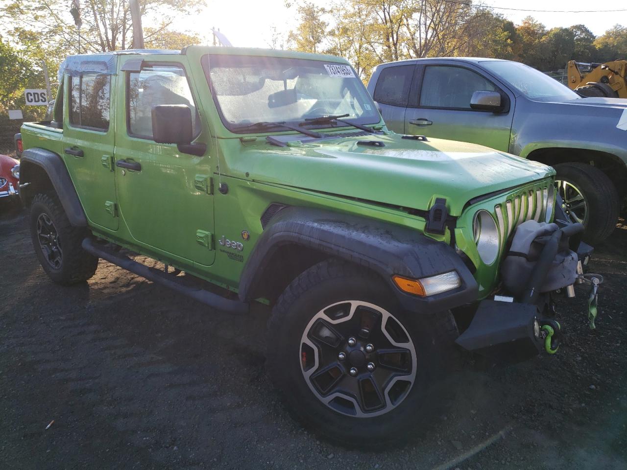 2018 jeep wrangler Unlimited Sport in Green- Front Three-Quarter View
