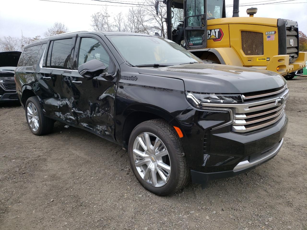 Salvage 2023 Chevrolet Suburban HIGH COUNTRY