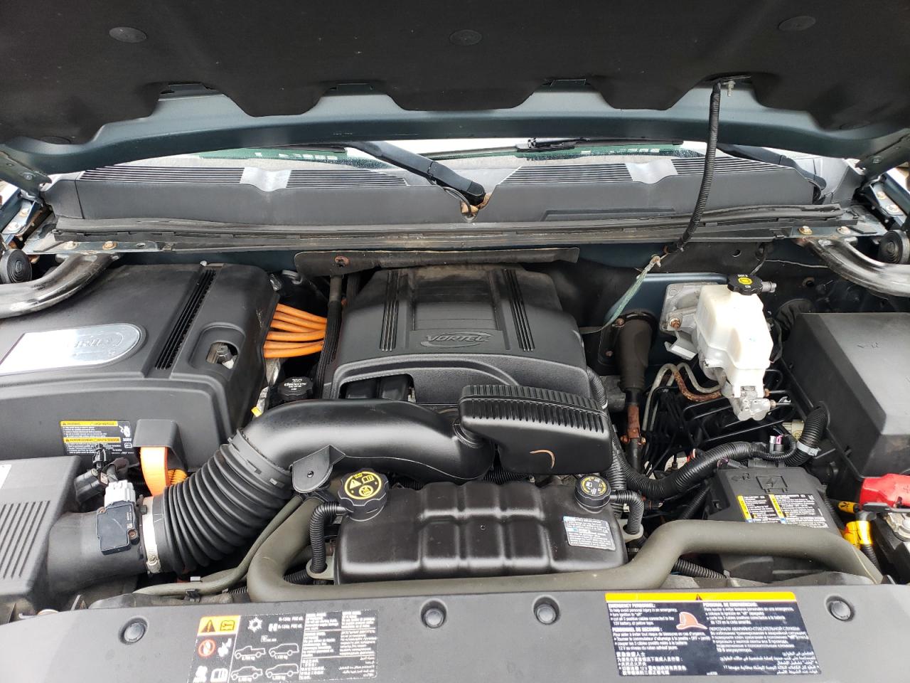 Salvage 2013 Chevrolet Silverado Hybrid