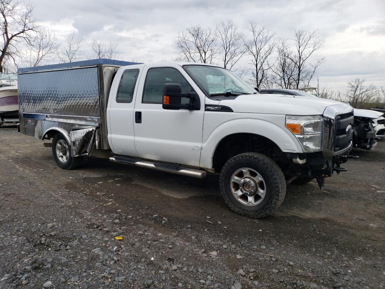 Salvage 2016 Ford F250 FOOD TRUCK