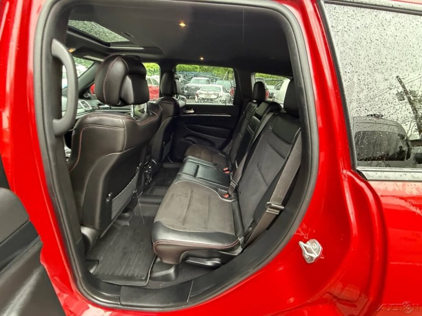 Salvage 2021 Jeep Grand Cherokee Trailhawk