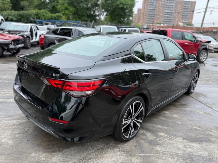 Salvage 2021 Nissan Sentra Sr