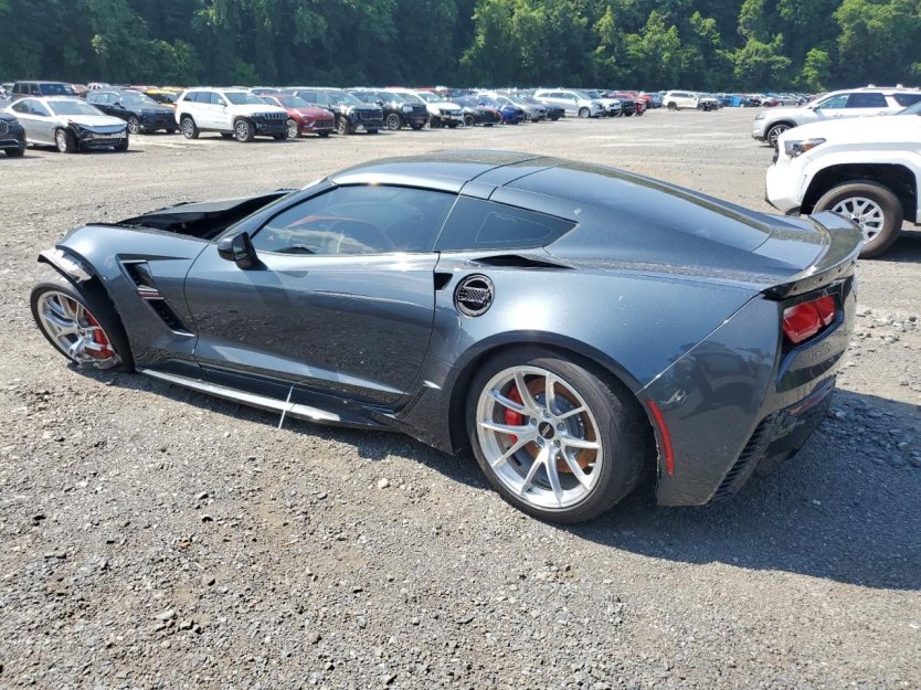 Salvage 2019 Chevrolet Corvette Grand Sport 2lt