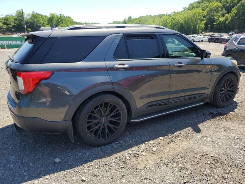 Salvage 2020 Ford Explorer Platinum