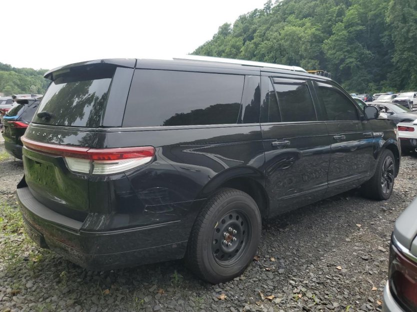 Salvage 2023 Lincoln Navigator L 