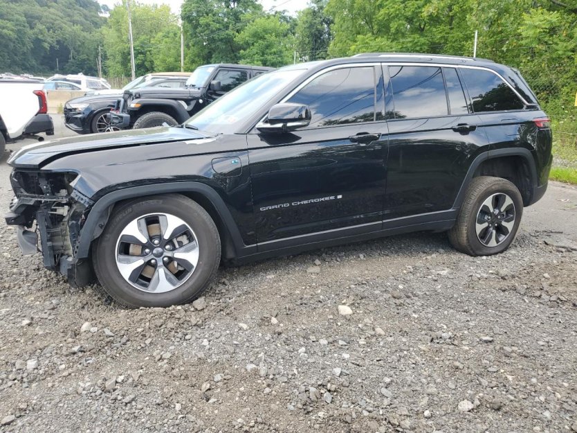 Salvage 2023 Jeep Grand Cherokee Limited 4xe