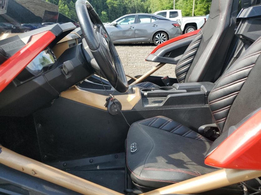 Salvage 2022 Polaris Slingshot Signature Le