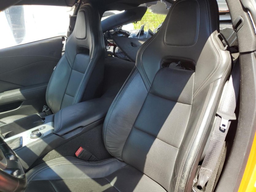 Salvage 2019 Chevrolet Corvette Stingray Z51 1lt