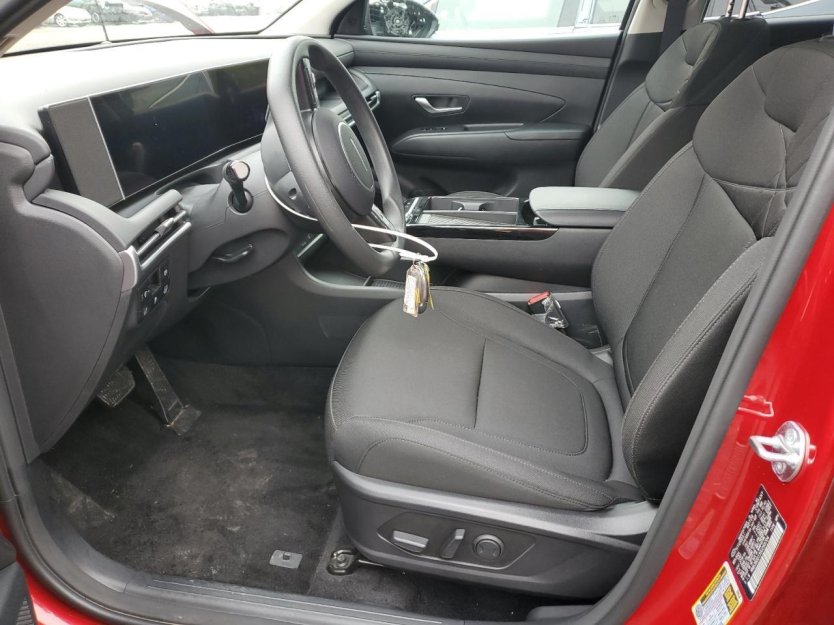 Salvage 2025 Hyundai Tucson Blue