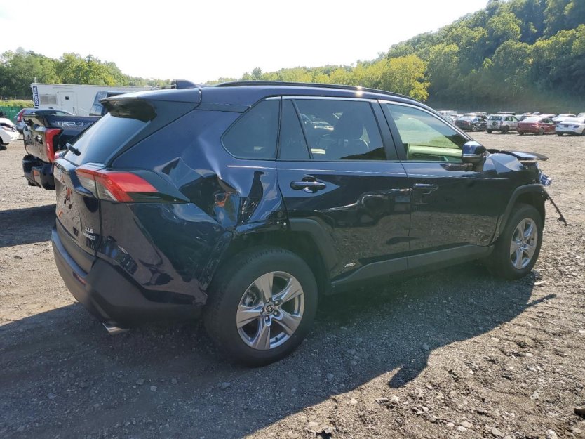 Salvage 2024 Toyota Rav4 Xle