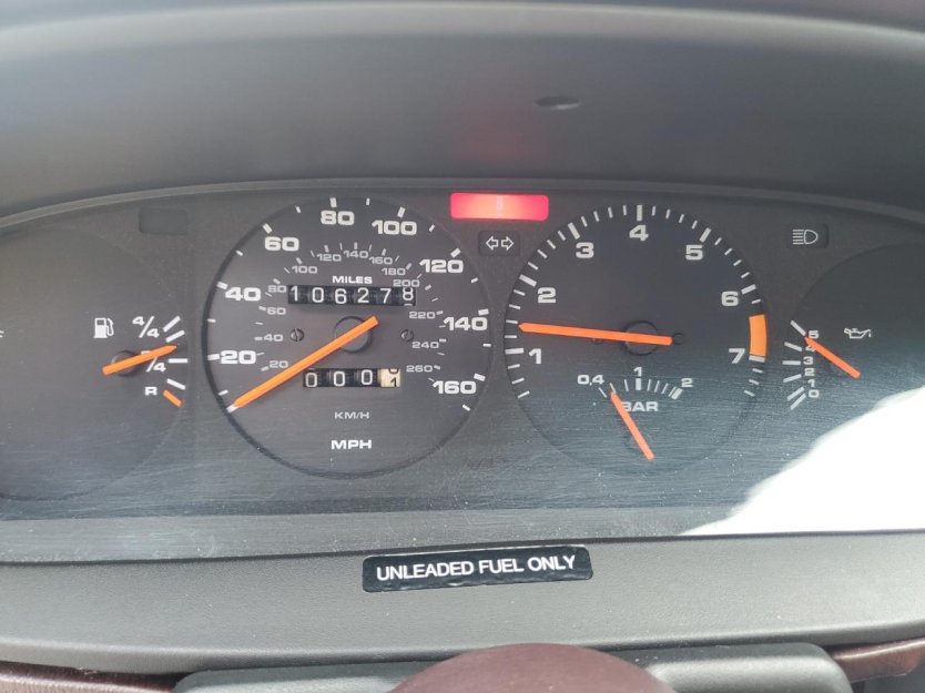 Salvage 1986 Porsche 944 Turbo
