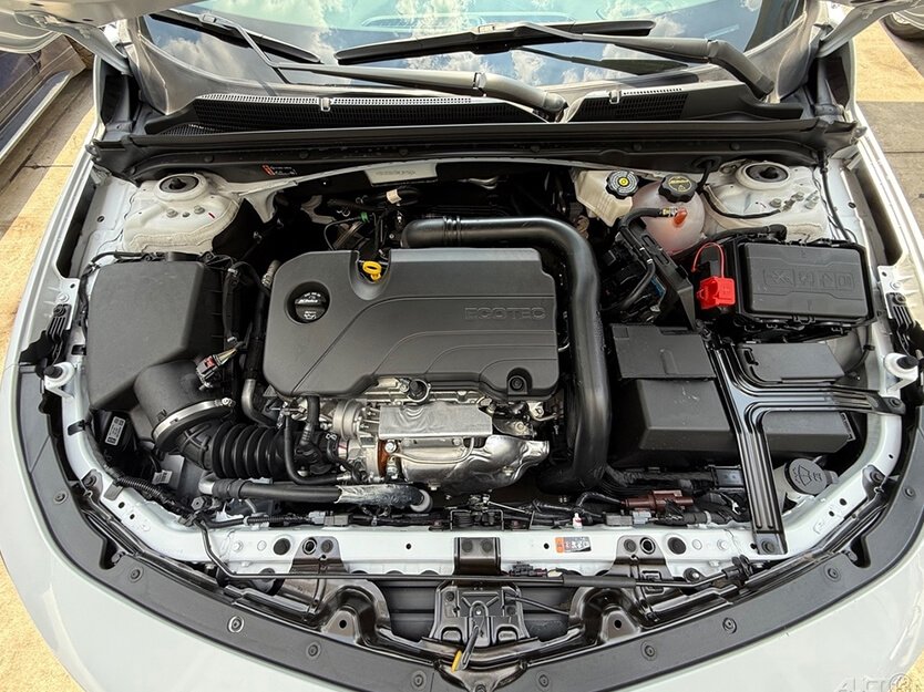Salvage 2024 Chevrolet Malibu Ls Fleet