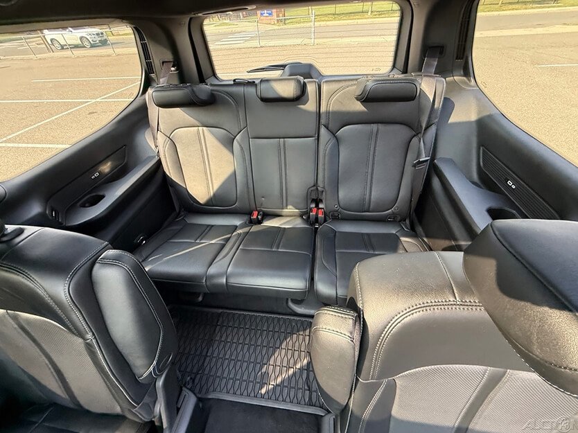 Salvage 2024 Jeep Wagoneer Series Ii