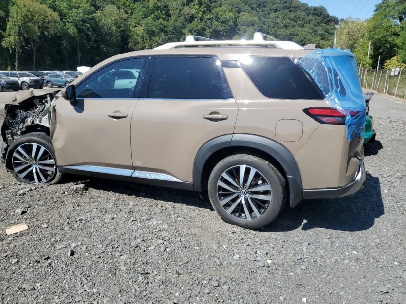 Salvage 2023 Nissan Pathfinder Platinum
