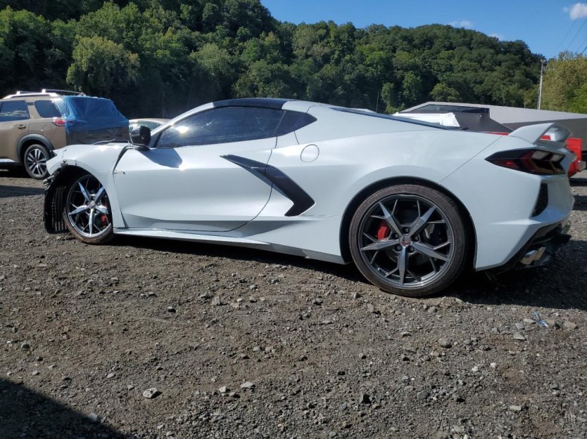Salvage 2022 Chevrolet Corvette Stingray 2lt
