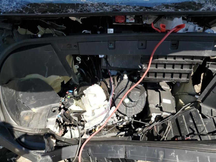 Salvage 2024 Tesla Cybertruck 