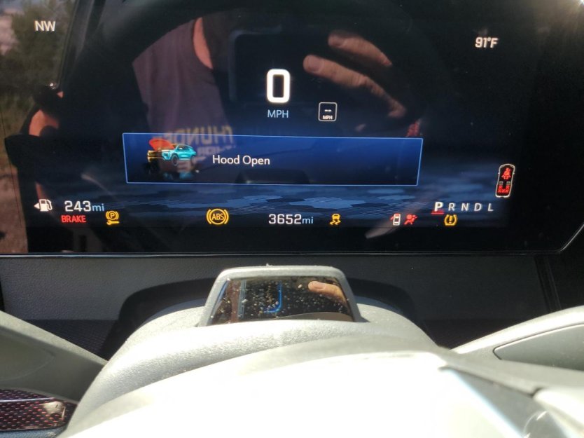 Salvage 2025 Chevrolet Traverse Rs