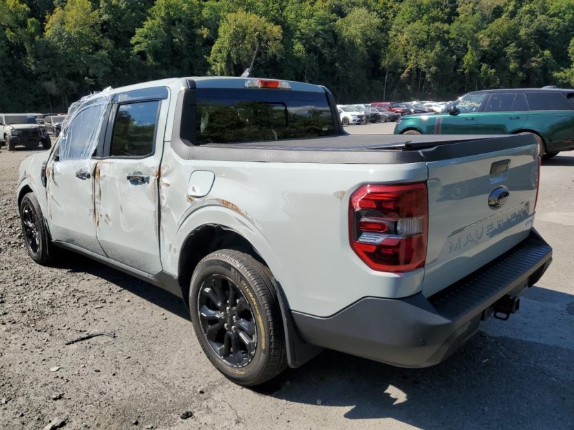 Salvage 2024 Ford Maverick Lariat