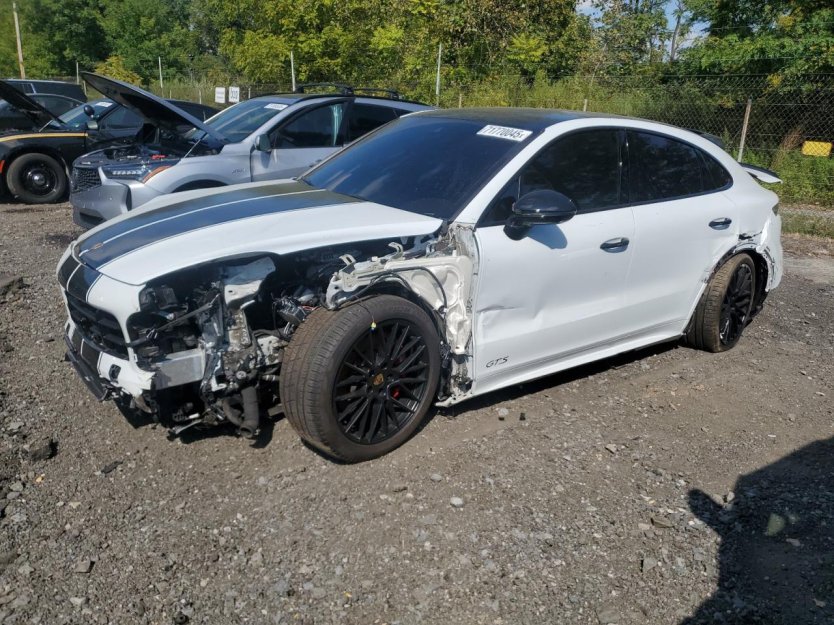Salvage 2021 Porsche Cayenne Gts Coupe