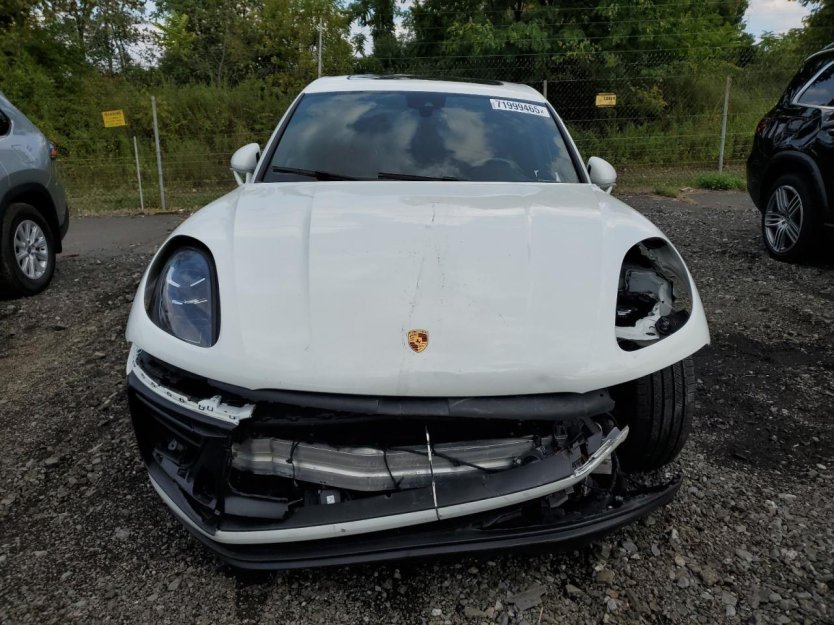 Salvage 2023 Porsche Macan 