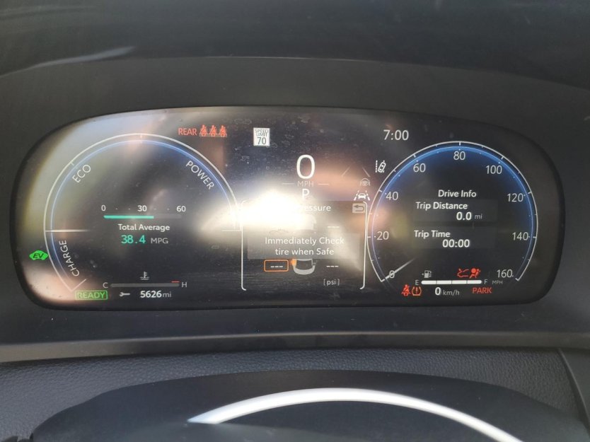 Salvage 2023 Toyota Crown Xle