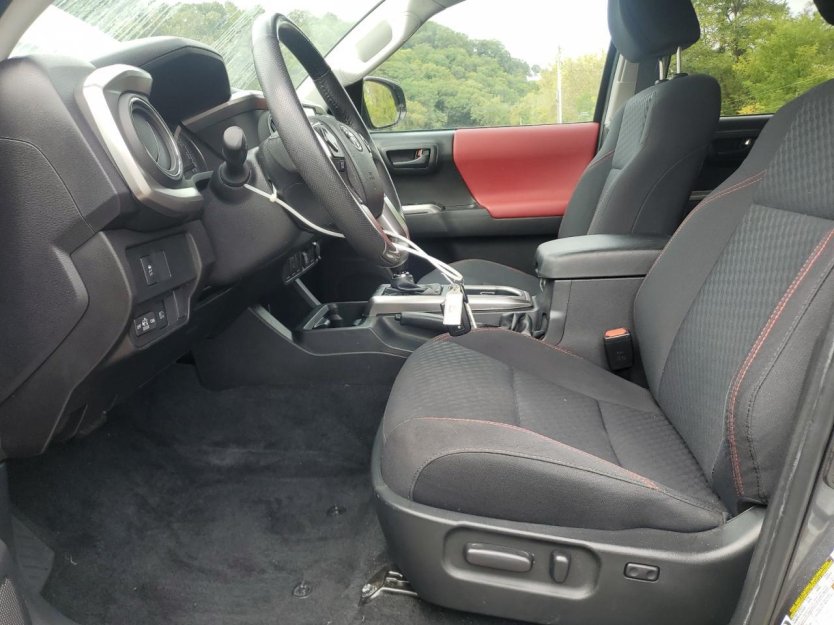 Salvage 2023 Toyota Tacoma 