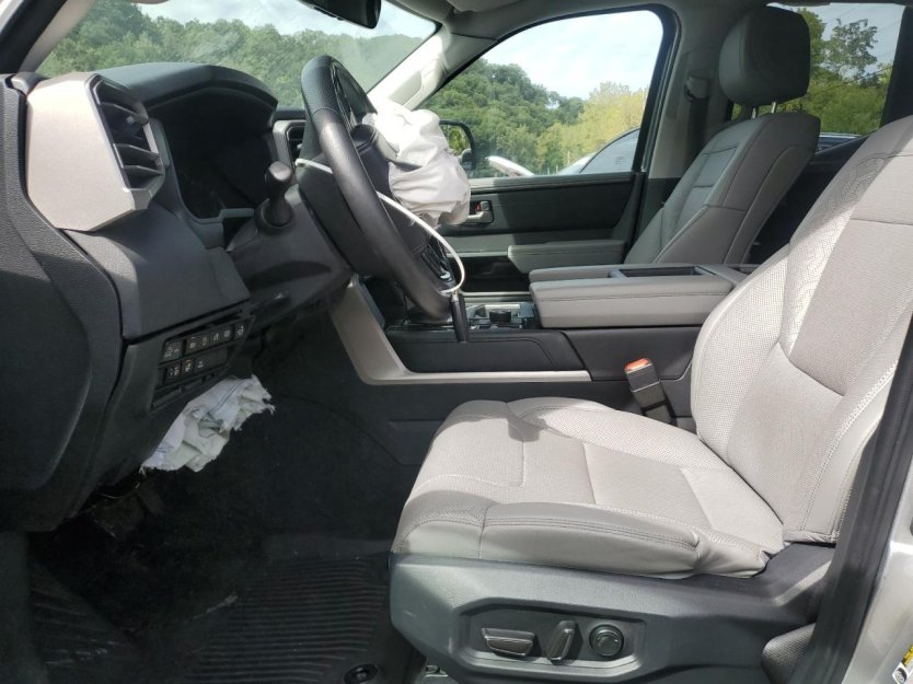 Salvage 2022 Toyota Tundra Limited