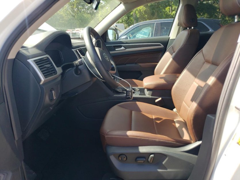Salvage 2022 Volkswagen Atlas Se