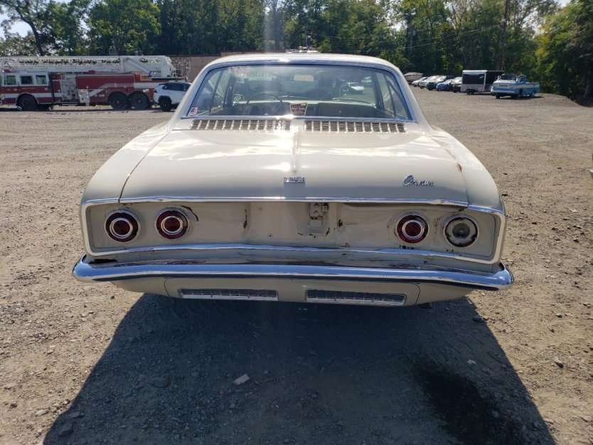 Salvage 1965 Chevrolet Corvair 