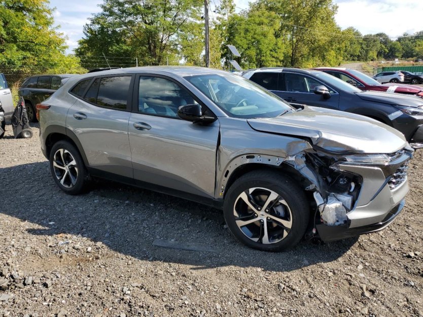 Salvage 2024 Chevrolet Trax 