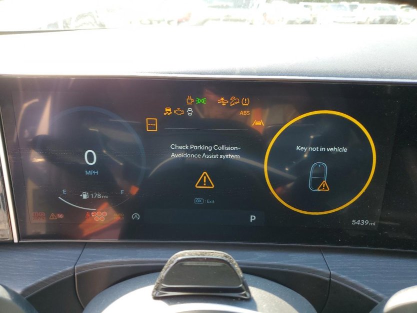 Salvage 2024 Hyundai Santa Fe Limited
