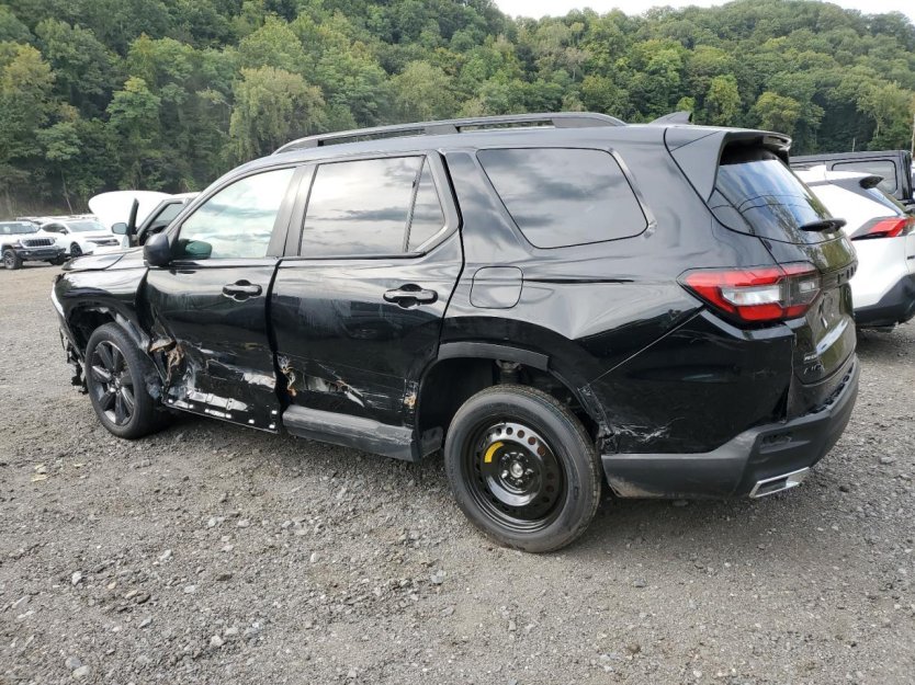 Salvage 2025 Honda Pilot Sport