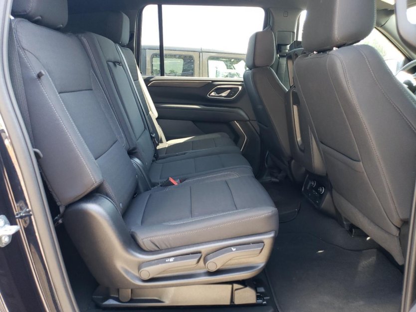 Salvage 2024 Chevrolet Suburban 