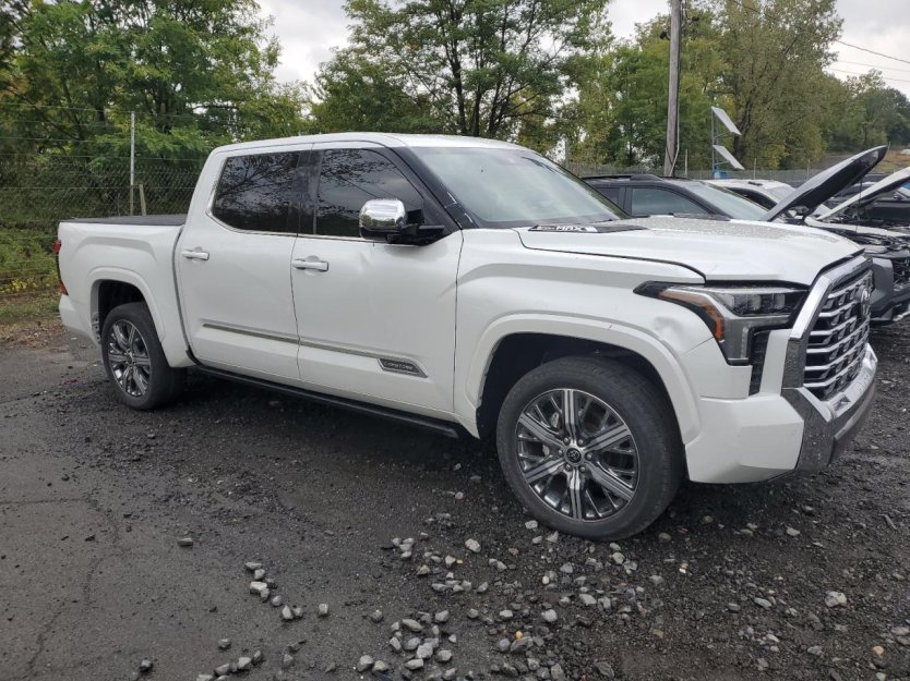 Salvage 2022 Toyota Tundra Capstone