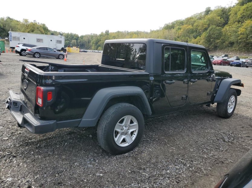 Salvage 2023 Jeep Gladiator 