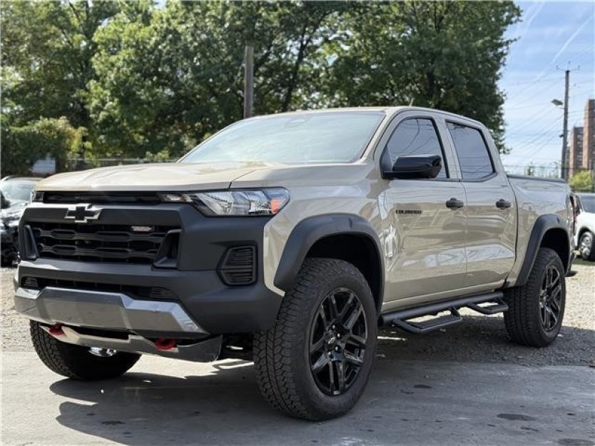 Salvage 2024 Chevrolet Colorado Trail Boss