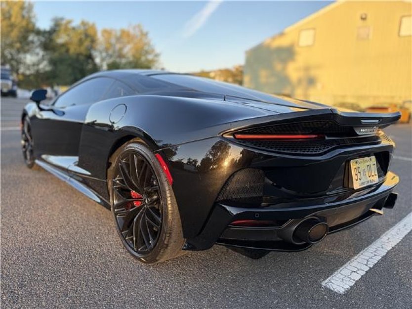 Salvage 2023 Mclaren Gt 