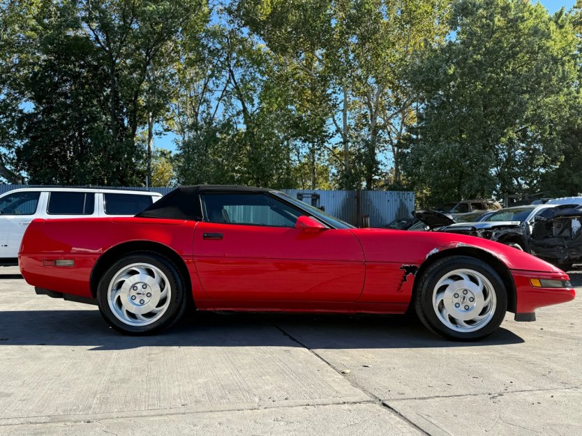 Salvage 1995 Chevrolet Corvette 1lt
