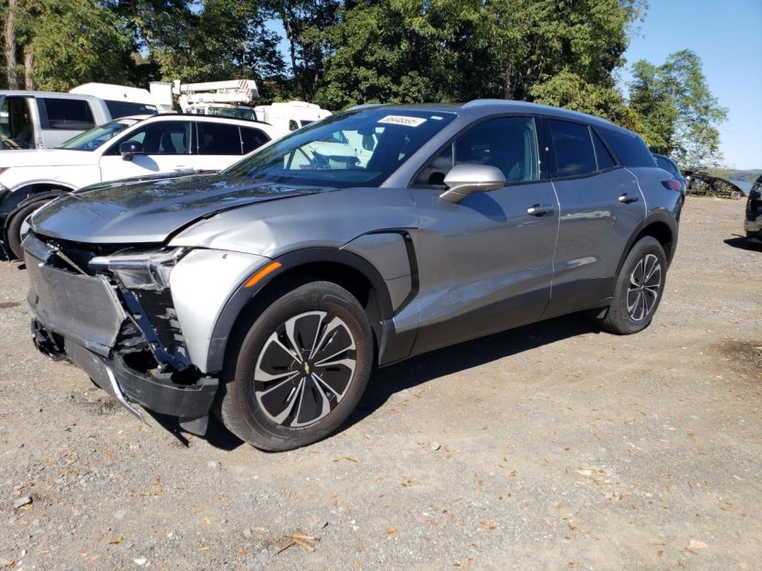 Salvage 2024 Chevrolet Blazer 
