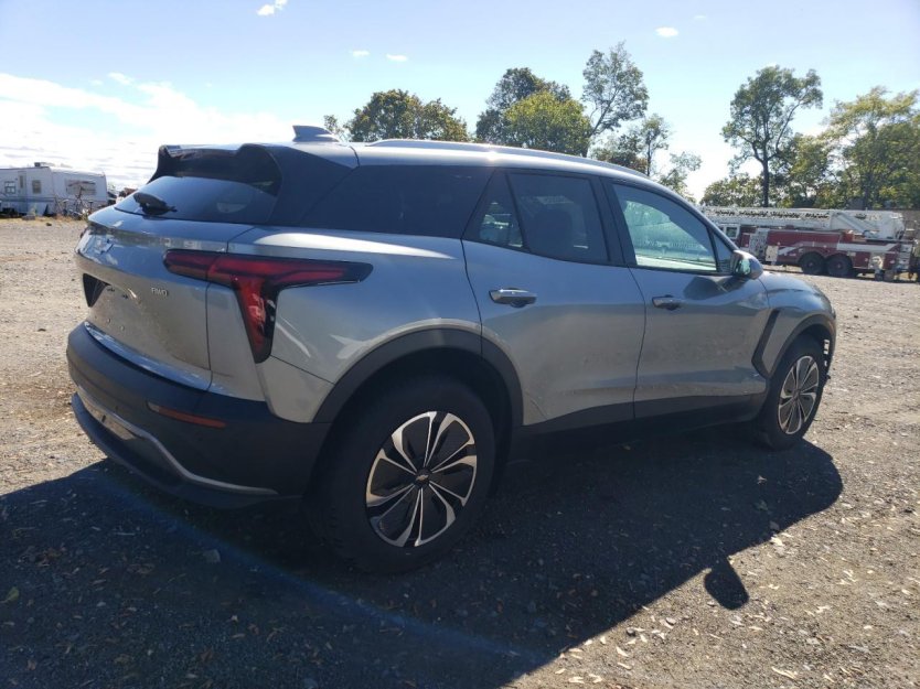 Salvage 2024 Chevrolet Blazer 