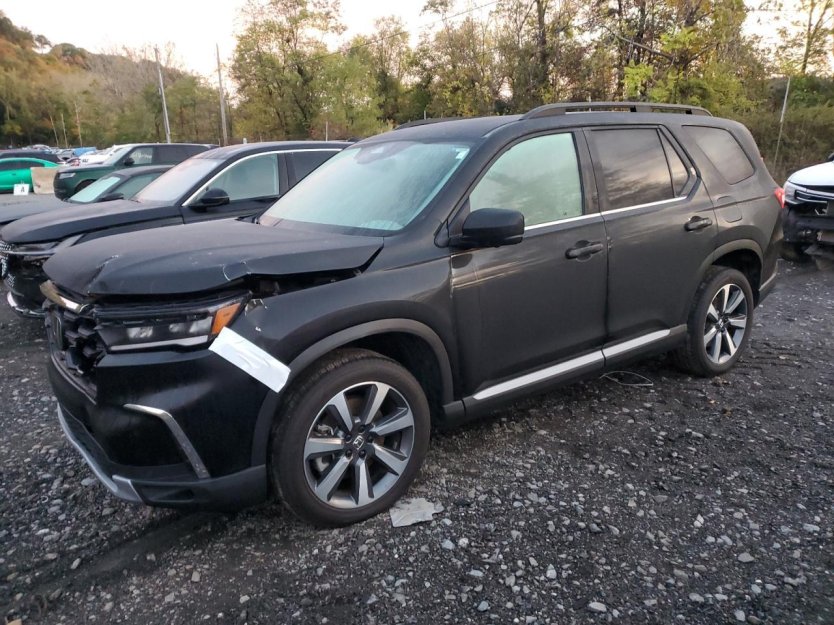Salvage 2025 Honda Pilot Elite