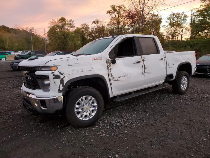 Salvage 2025 Chevrolet Silverado 